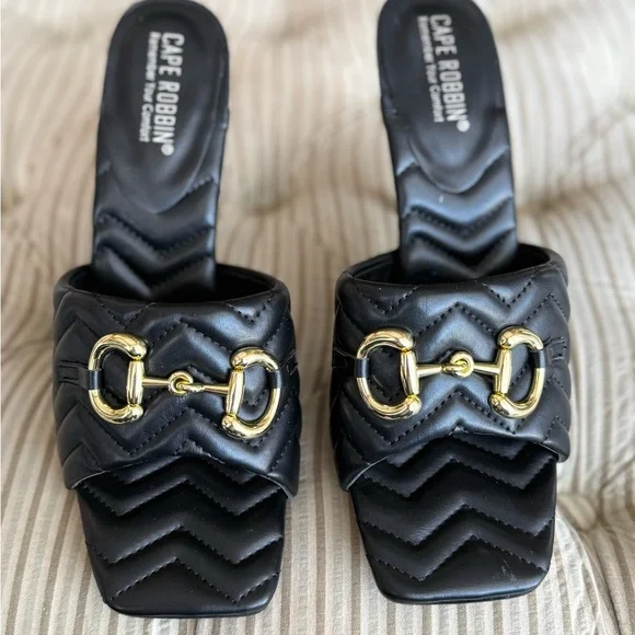 Black Quilted Slide Sandals with Gold Chain mules - Picture 4 of 9